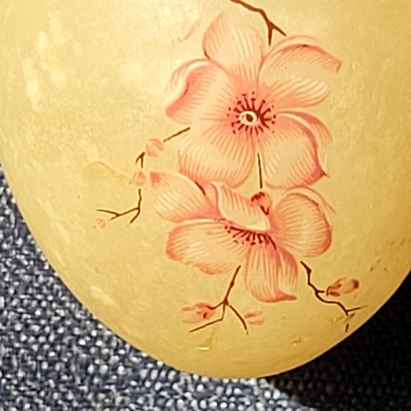 Handcrafted Genuine Alabaster Egg With Pink Floral Design - Picture 2 of 4